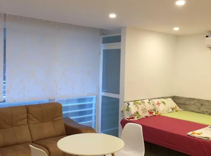 Pasaje La Camboria Appartement *